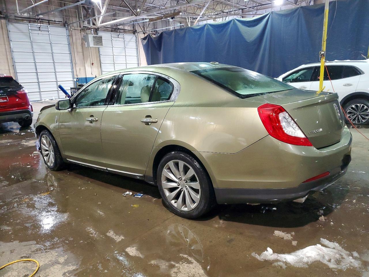 2013 Lincoln MKS