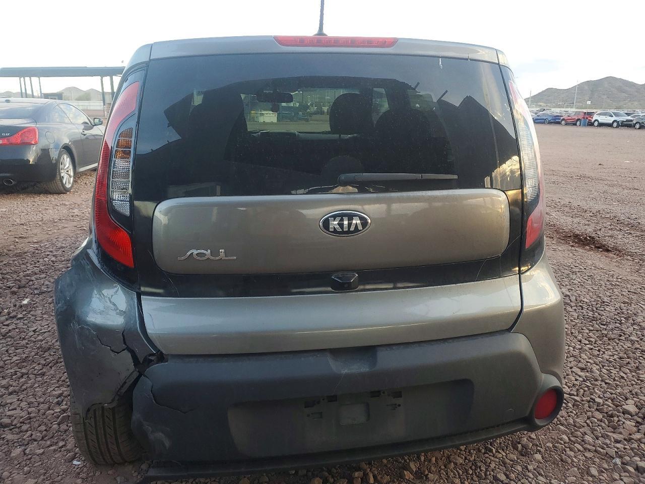 2015 KIA Soul +