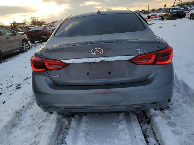 2018 Infiniti Q50 Luxe