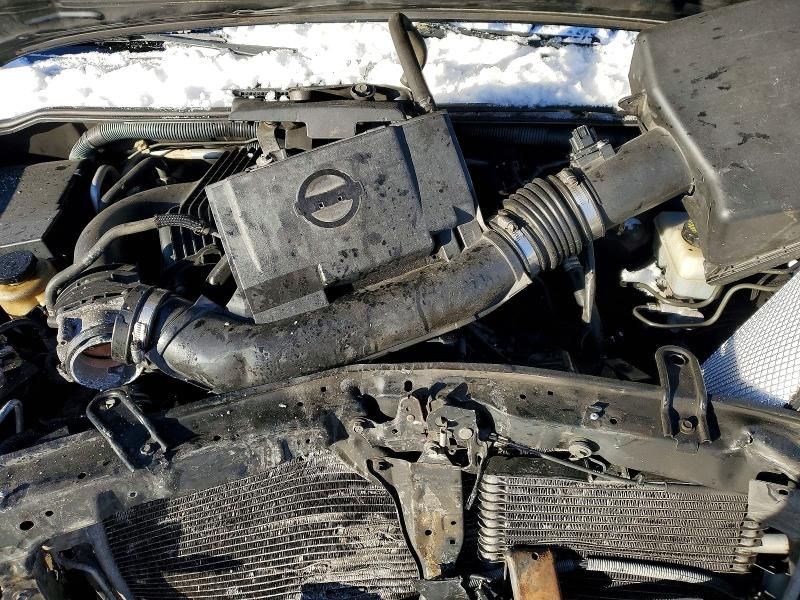 2011 Nissan Pathfinder s