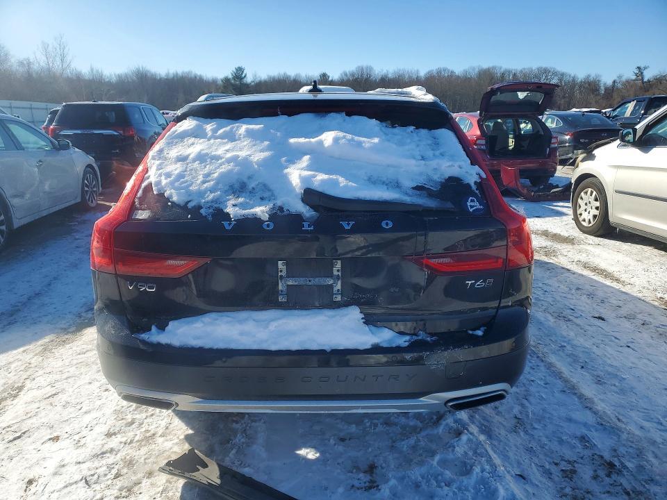 2017 Volvo V90 Cross Country T6 Inscription
