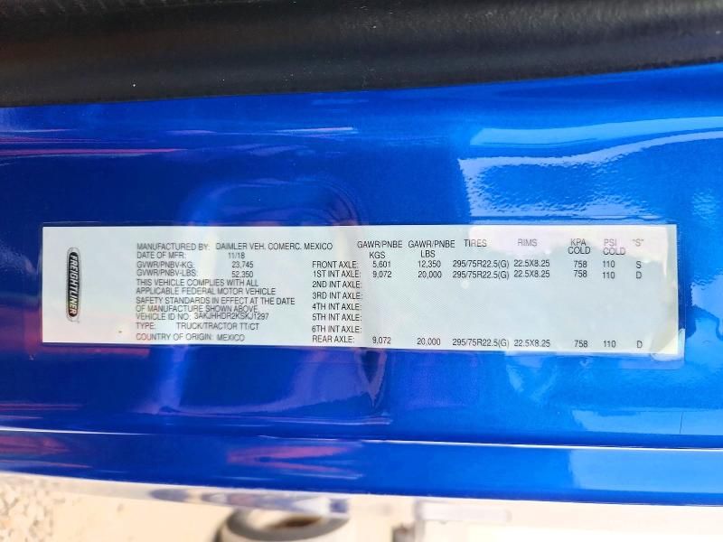 2019 Freightliner Cascadia 126 Semi Truck