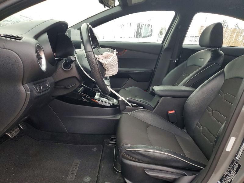 2022 KIA Forte gt Line