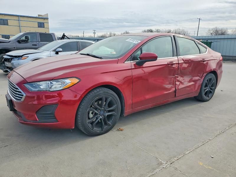 2019 Ford Fusion se