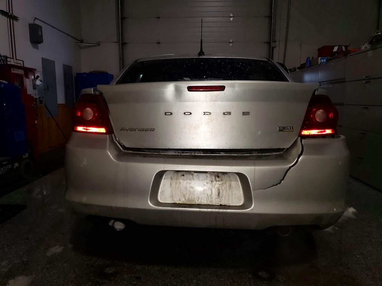 2011 Dodge Avenger lux