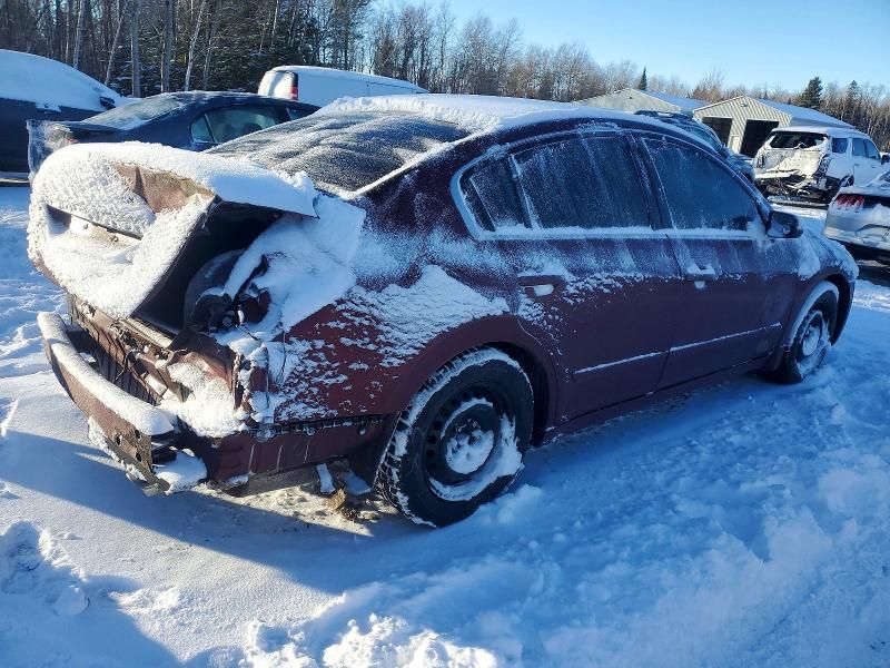 2010 Nissan Altima Base