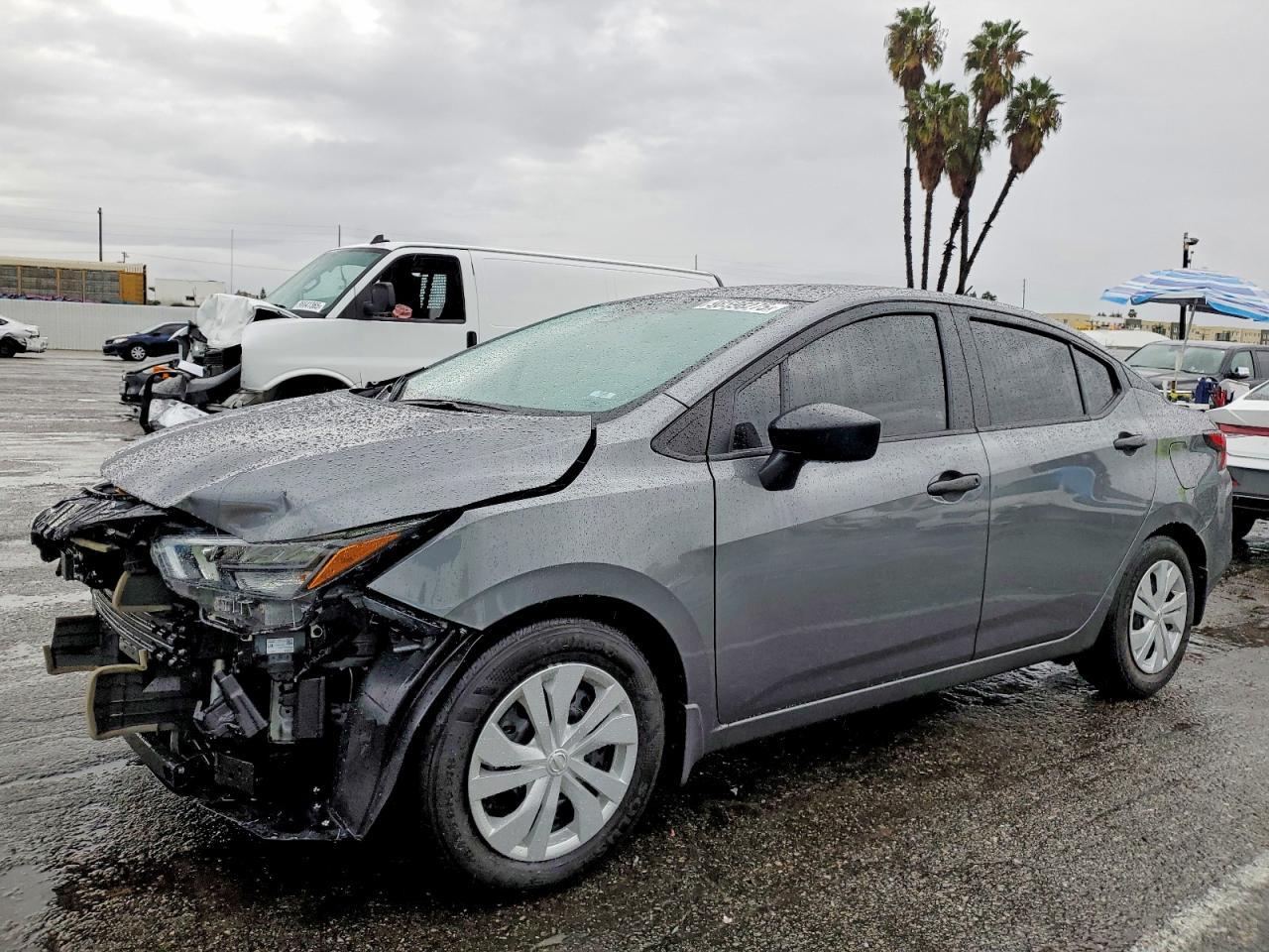 2025 Nissan Versa s