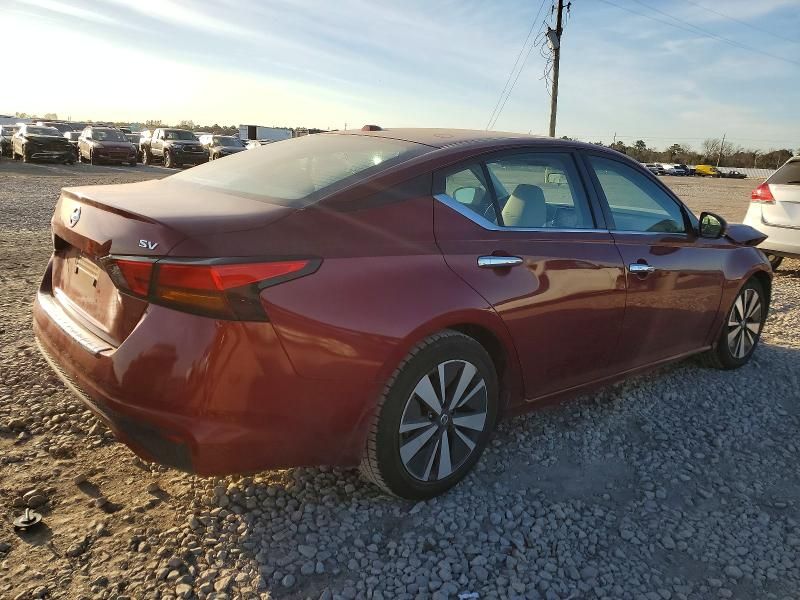 2022 Nissan Altima sv