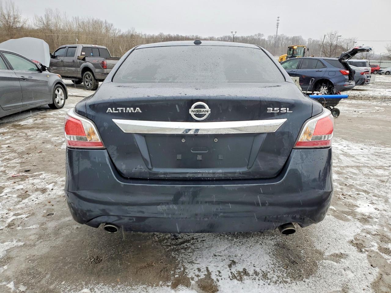 2015 Niss Altima 3.5s