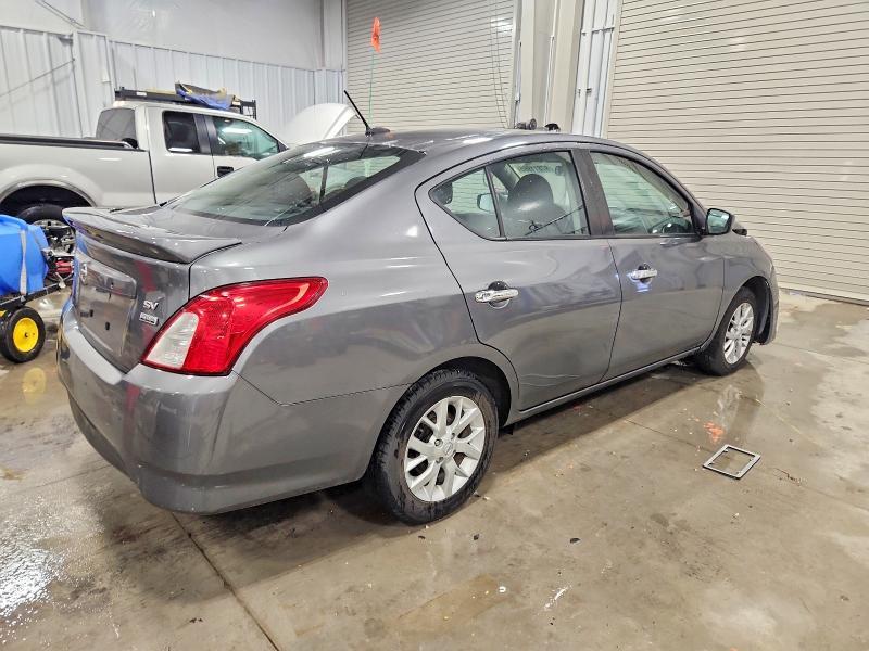 2018 Nissan Versa s