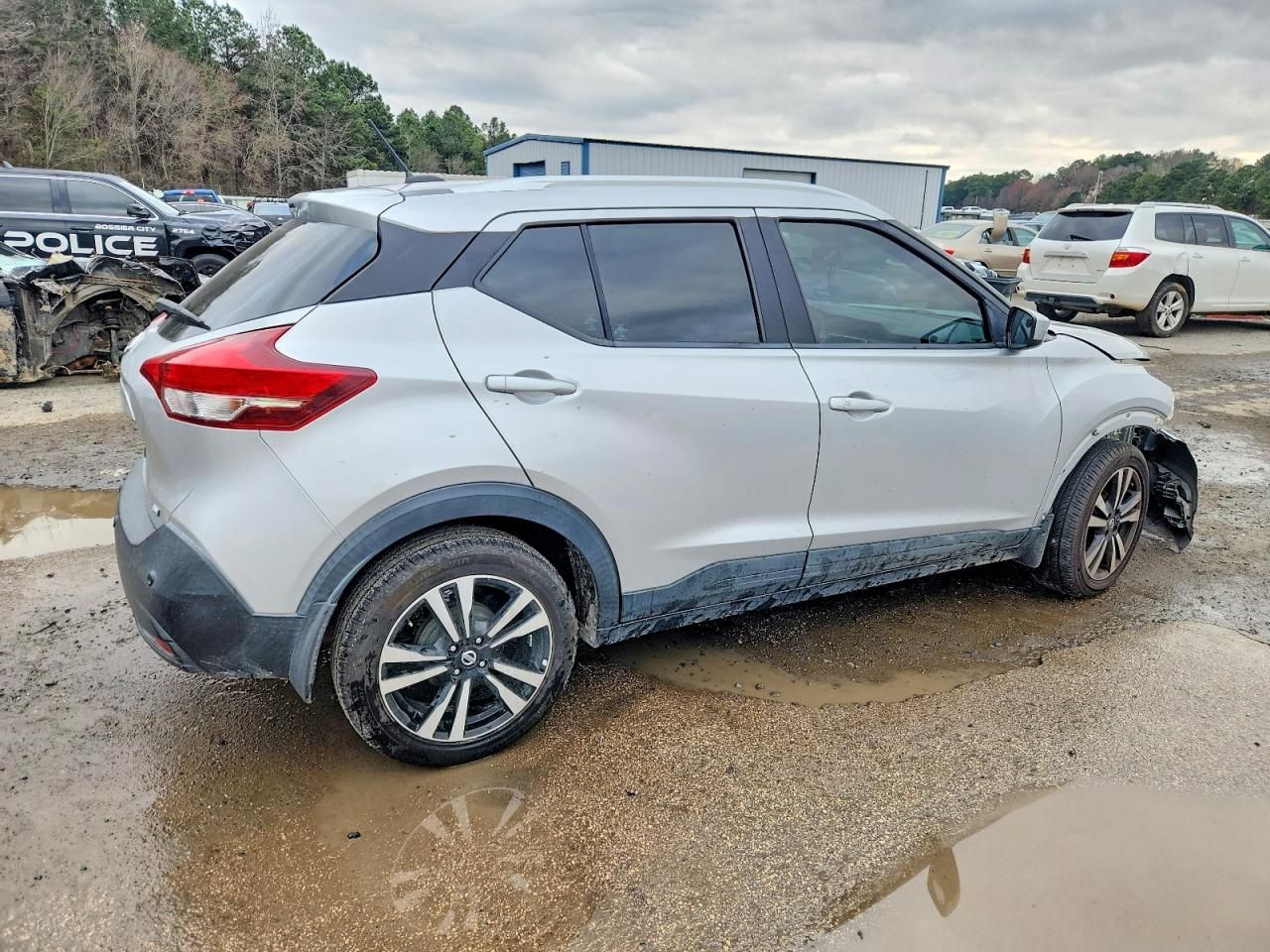 2020 Nissan Kicks sv