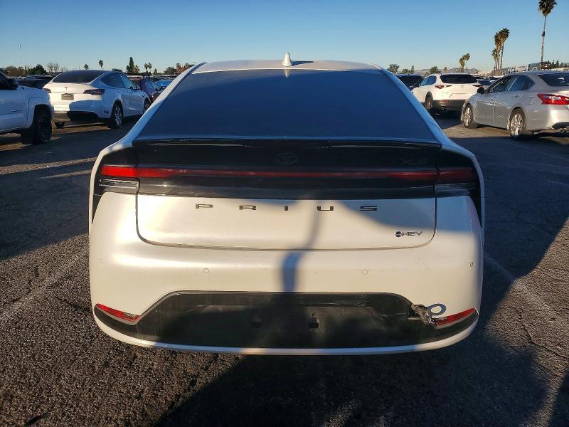 2023 Toyota Prius le