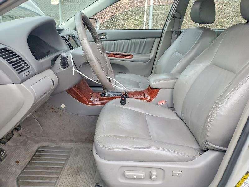 2006 Toyota Camry le