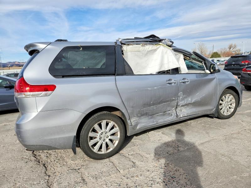2013 Toyota Sienna xle