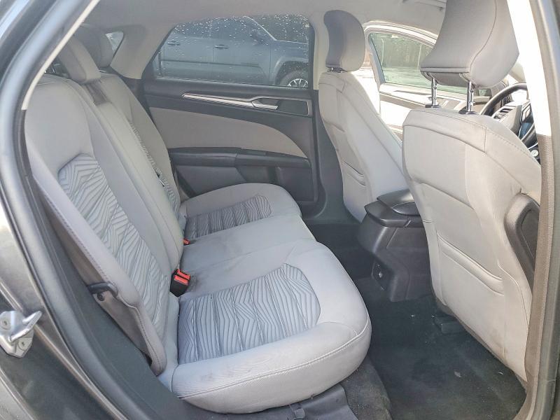2016 Ford Fusion s