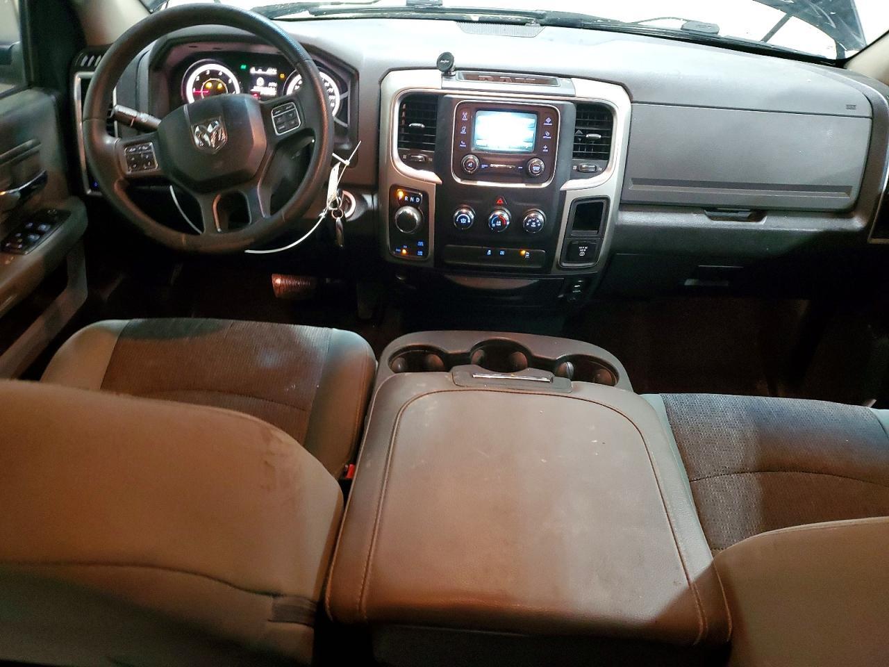 2017 Dodge Ram 1500 slt