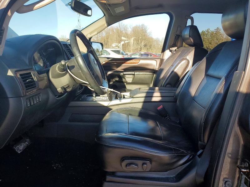 2012 Nissan Armada sv