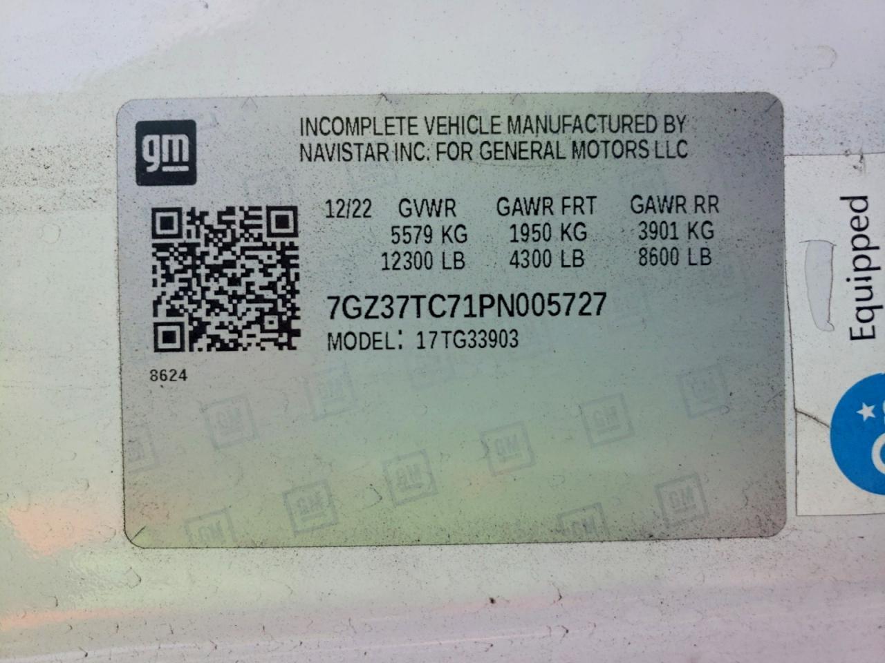 2023 GMC Savana CUT-BOX Truck