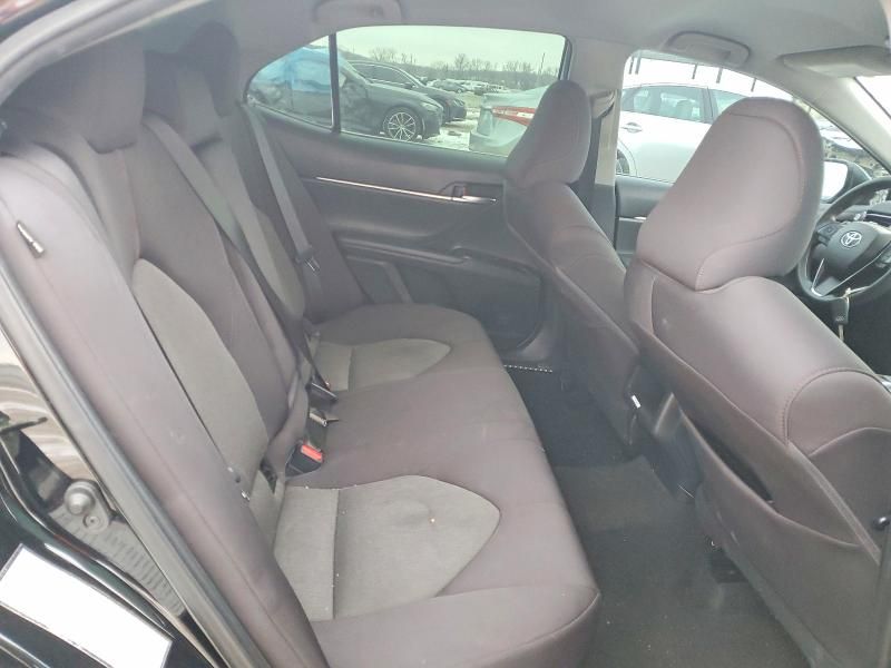 2020 Toyota Camry le