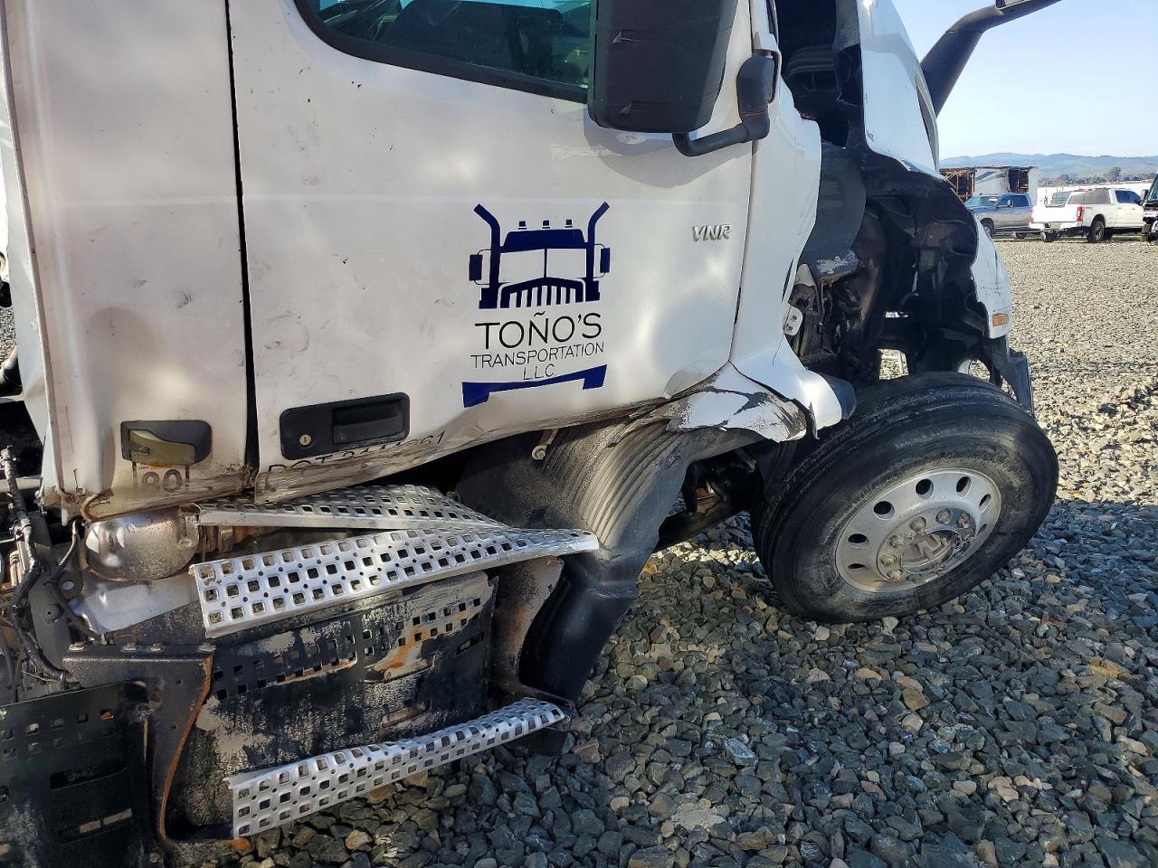 2019 Volvo VNR