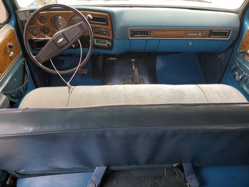 1975 Chevrolet Suburban