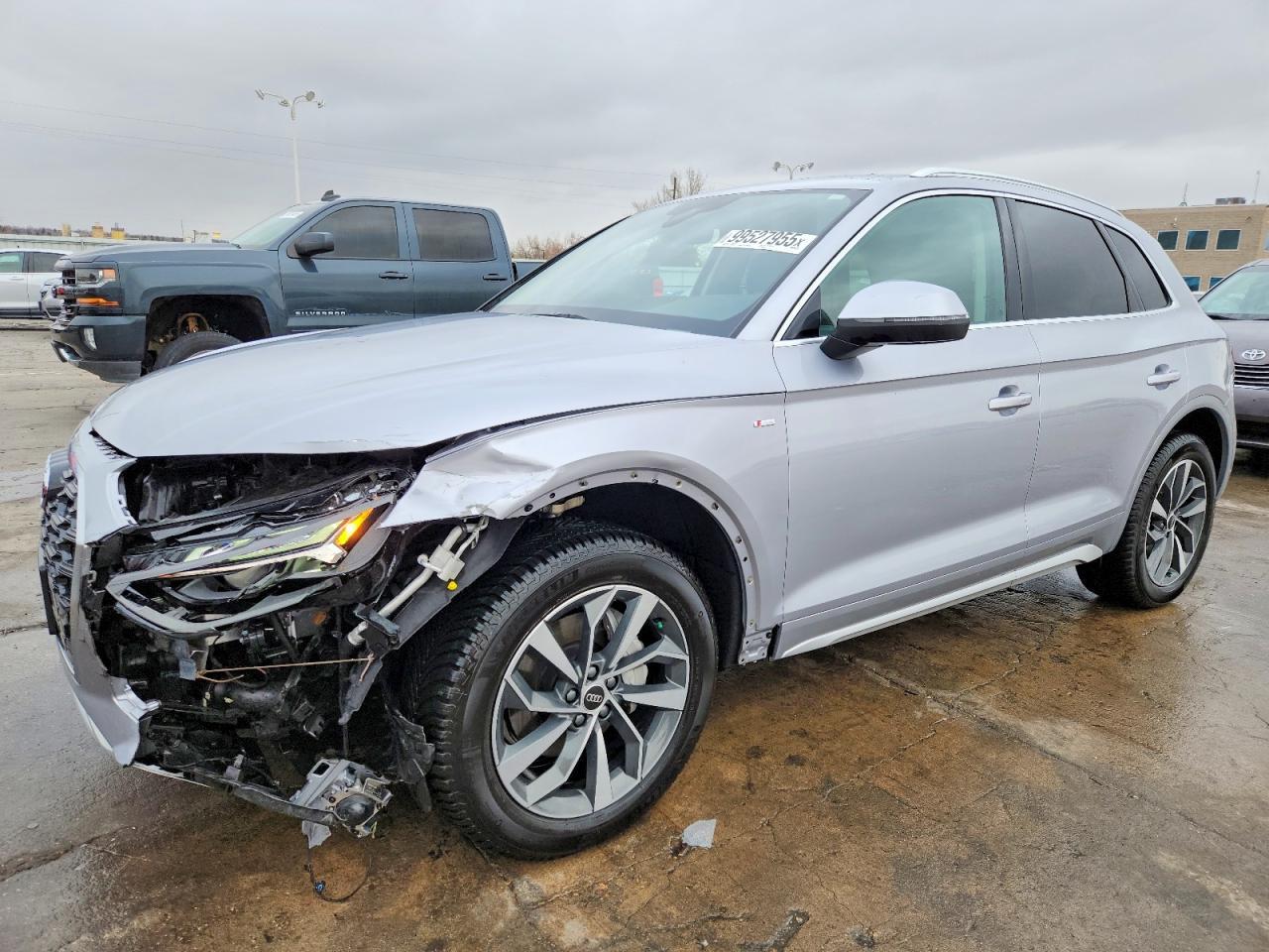 2023 Audi Q5 Premium 45