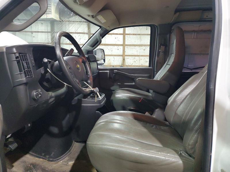 2016 Chevrolet Express G2500 Delivery van