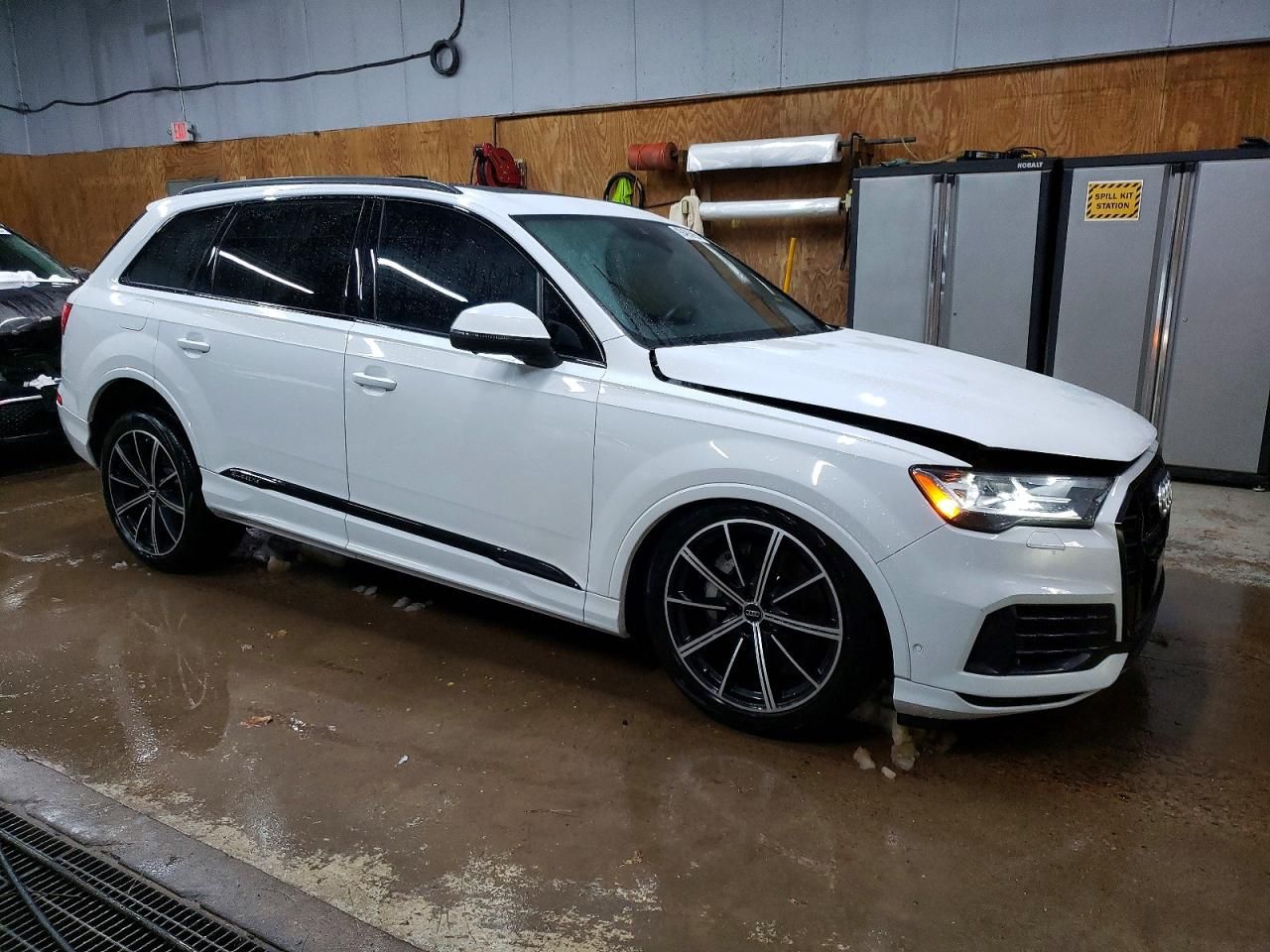 2020 Audi Q7 Premium Plus