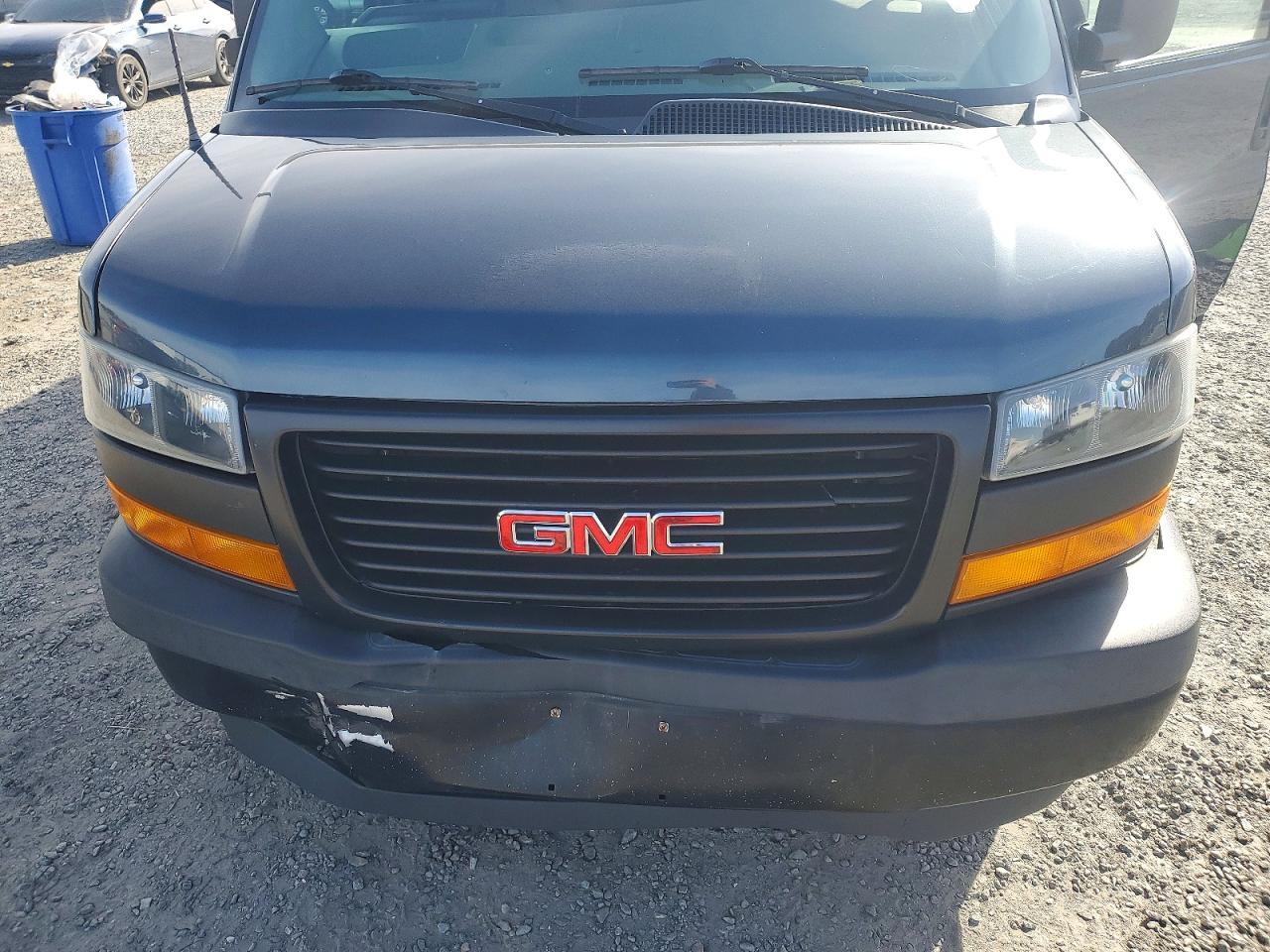 2019 GMC Savana G3500