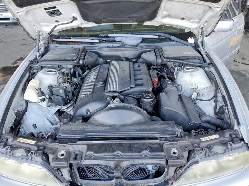 2002 BMW 5 Series