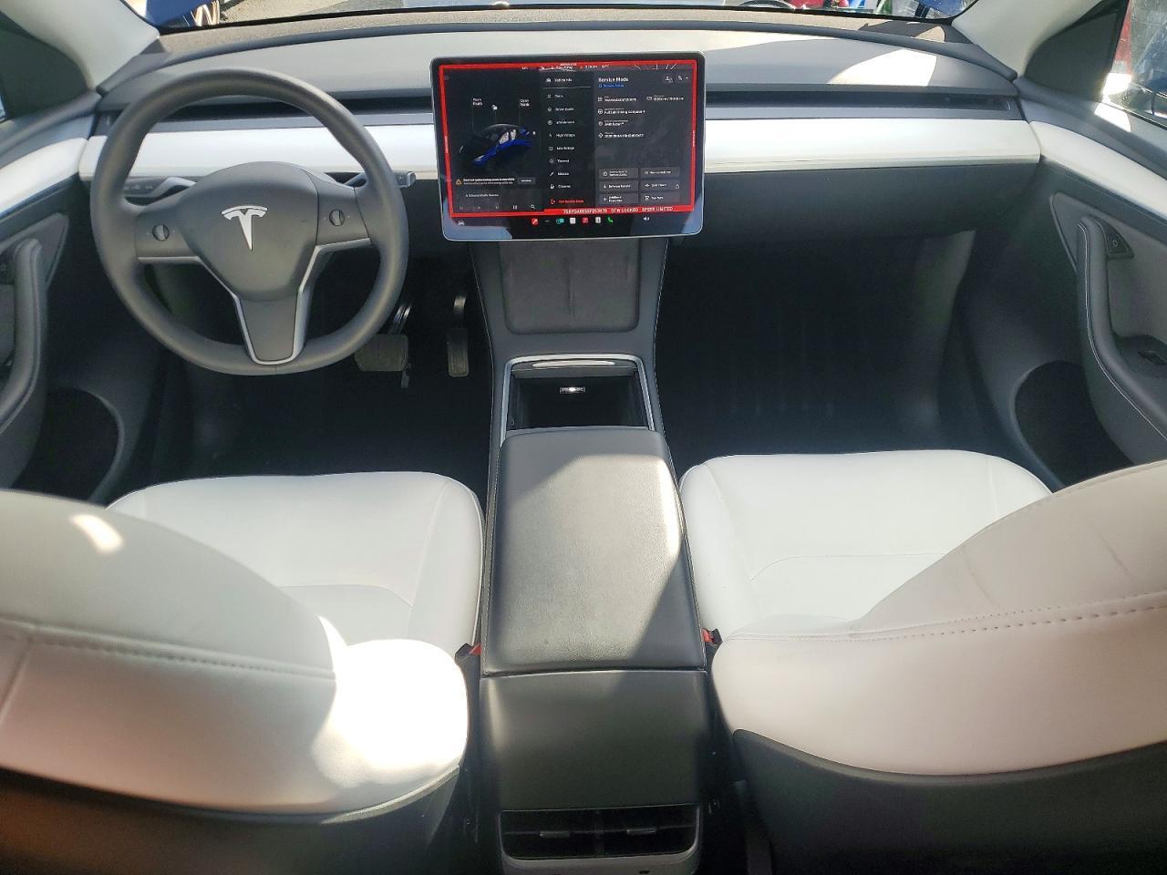 2025 Tesla Model y