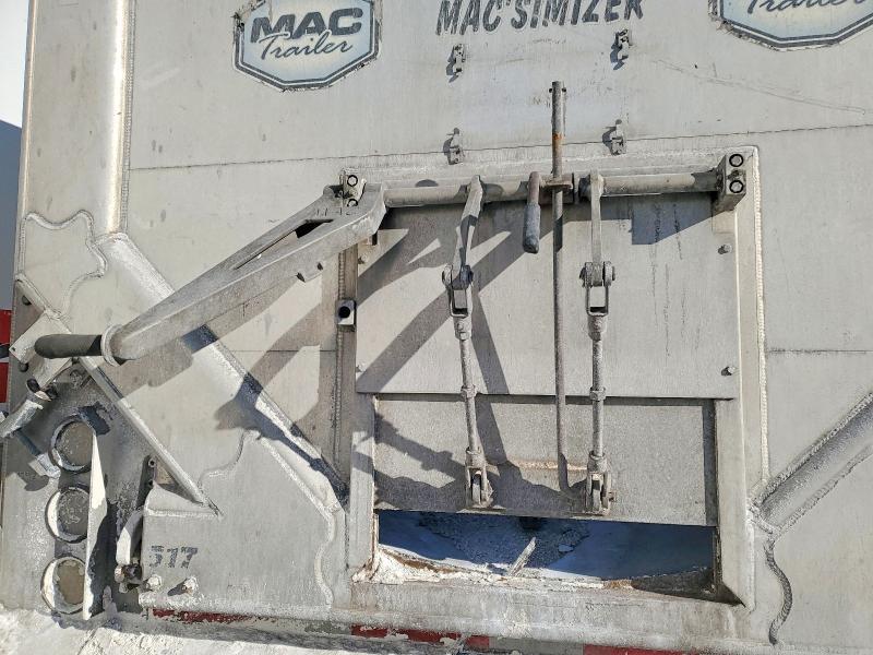 2018 Mack Trailer