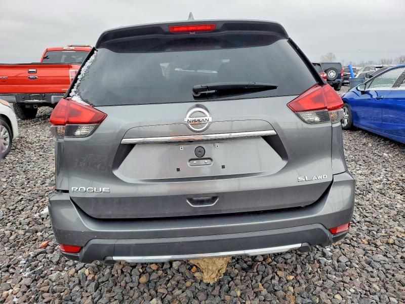 2017 Nissan Rogue sv