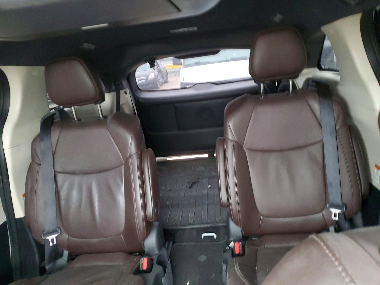 2022 Toyota Sienna Limited