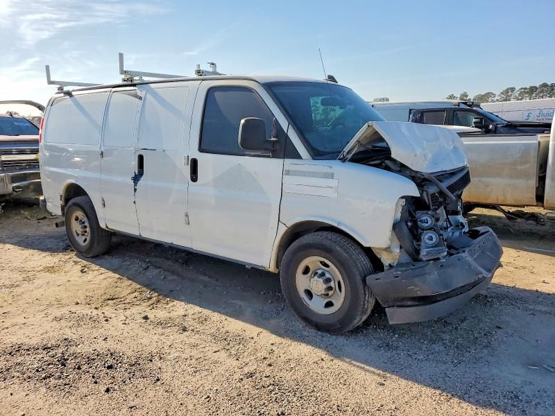 2020 Chevrolet Express G2500 Utility / Service van