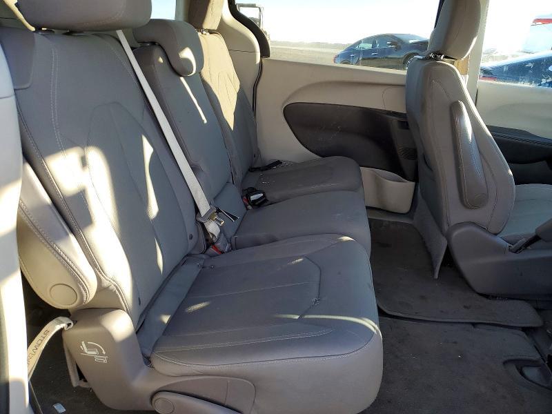 2017 Chrysler Pacifica lx