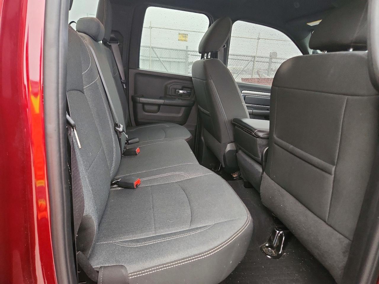 2021 Dodge Ram 1500 Classic slt