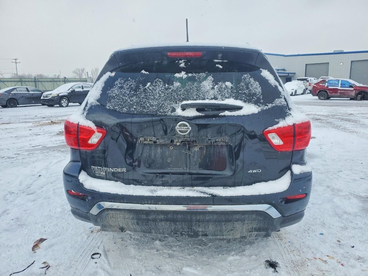 2018 Nissan Pathfinder s