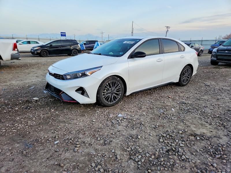 2023 KIA Forte gt Line