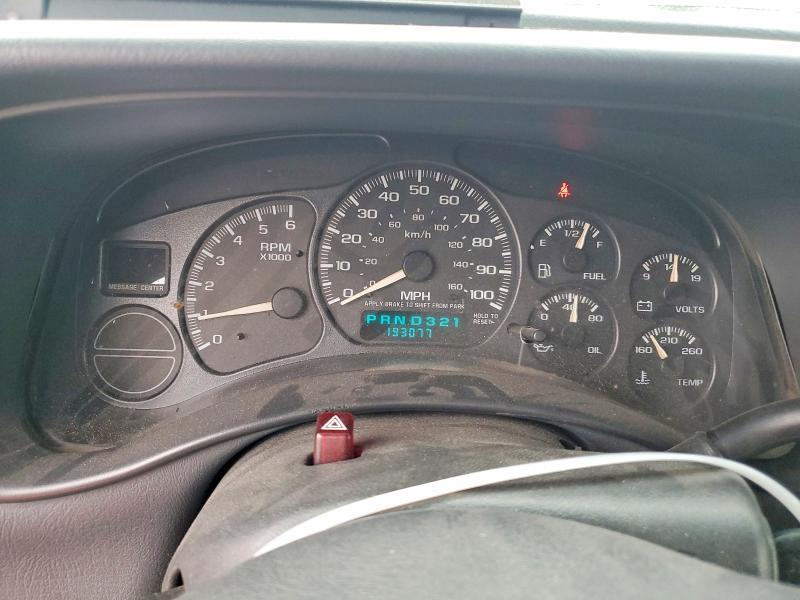 2002 Chevrolet Suburban C1500