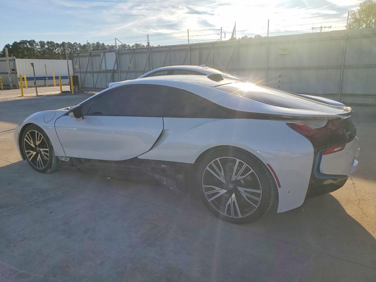 2015 BMW I8
