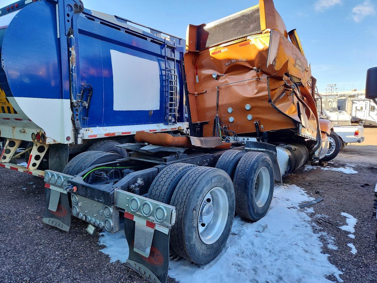 2009 Peterbilt Tractor 2009 Peterbilt 386 Semi Truck