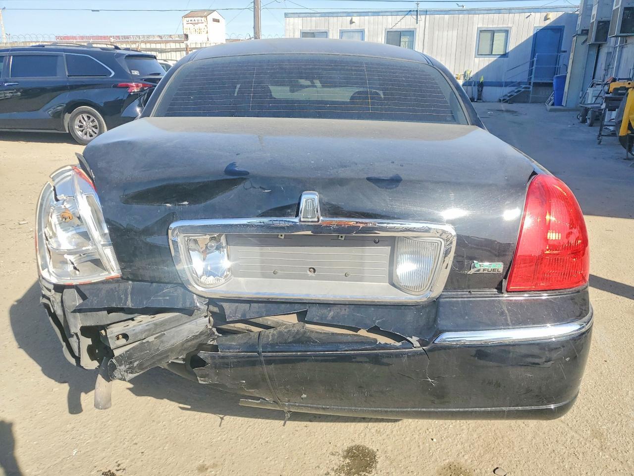 2007 Lincoln Town car Executive l
