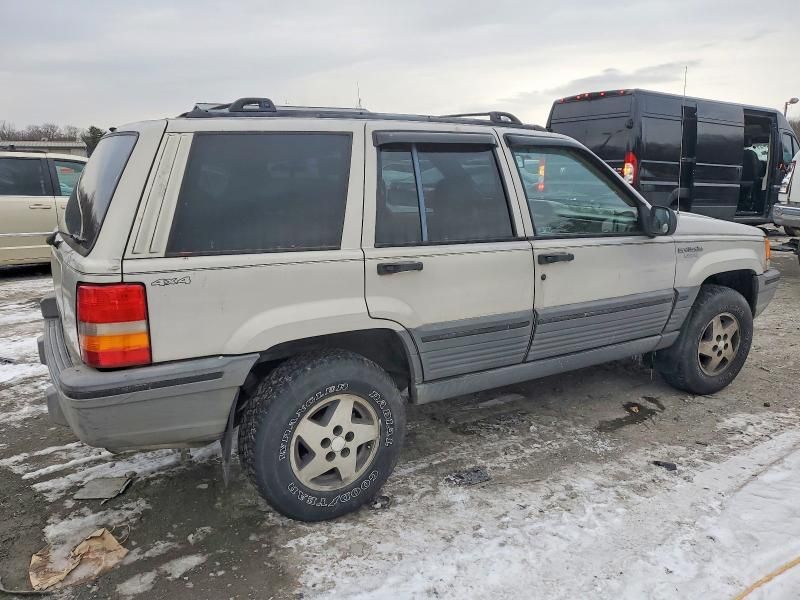 1995 Jeep Grand Cherokee Laredo