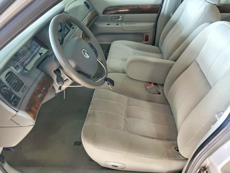 2005 Mercury Grand Marquis gs