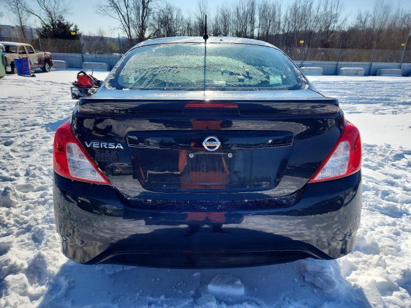 2017 Nissan Versa s