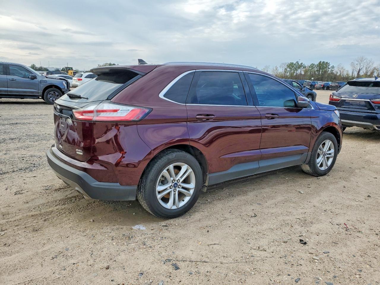 2020 Ford Edge sel