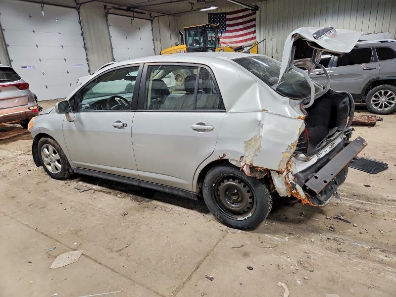 2009 Nissan Versa s