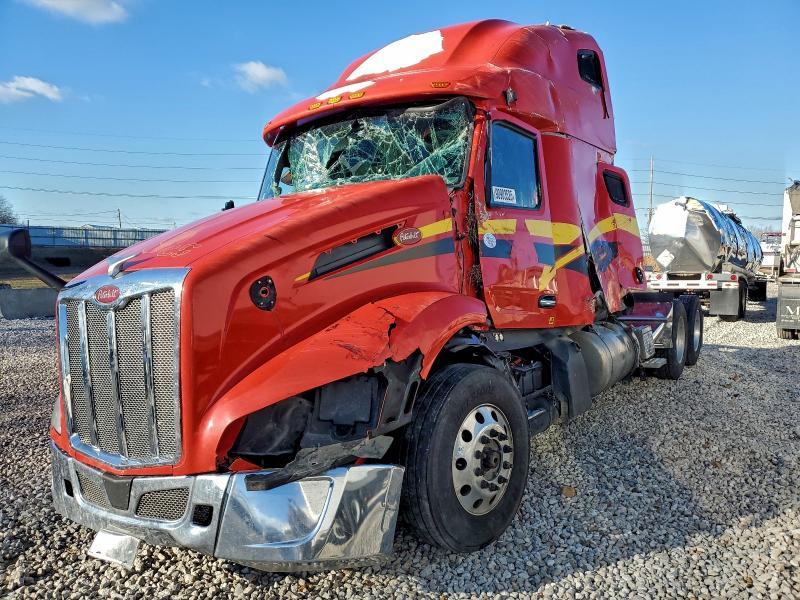 2023 Peterbilt 579 Semi Truck