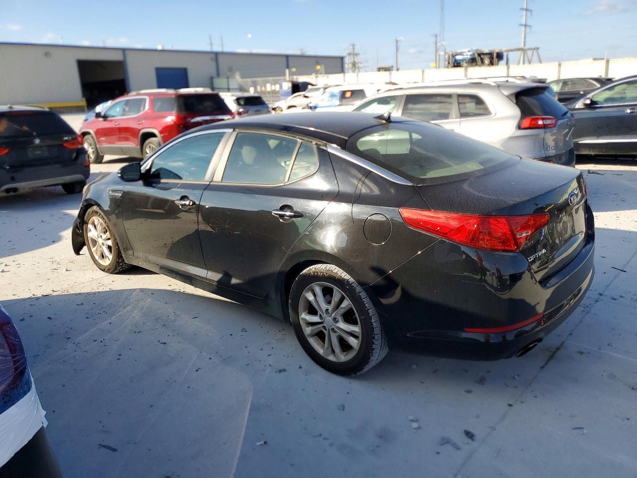 2013 KIA Optima lx